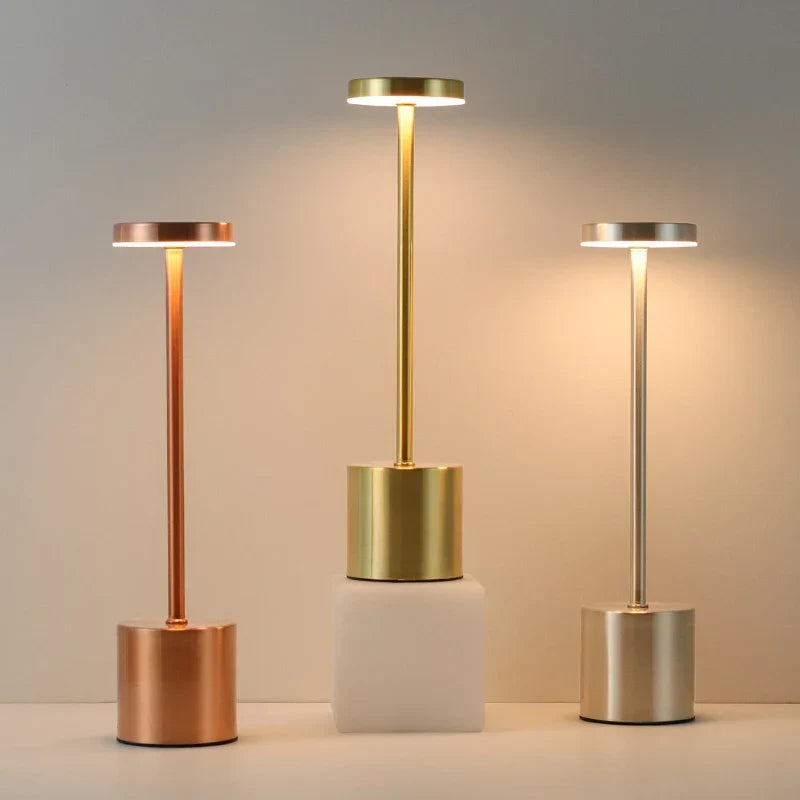 Luminária LED Touch Premium